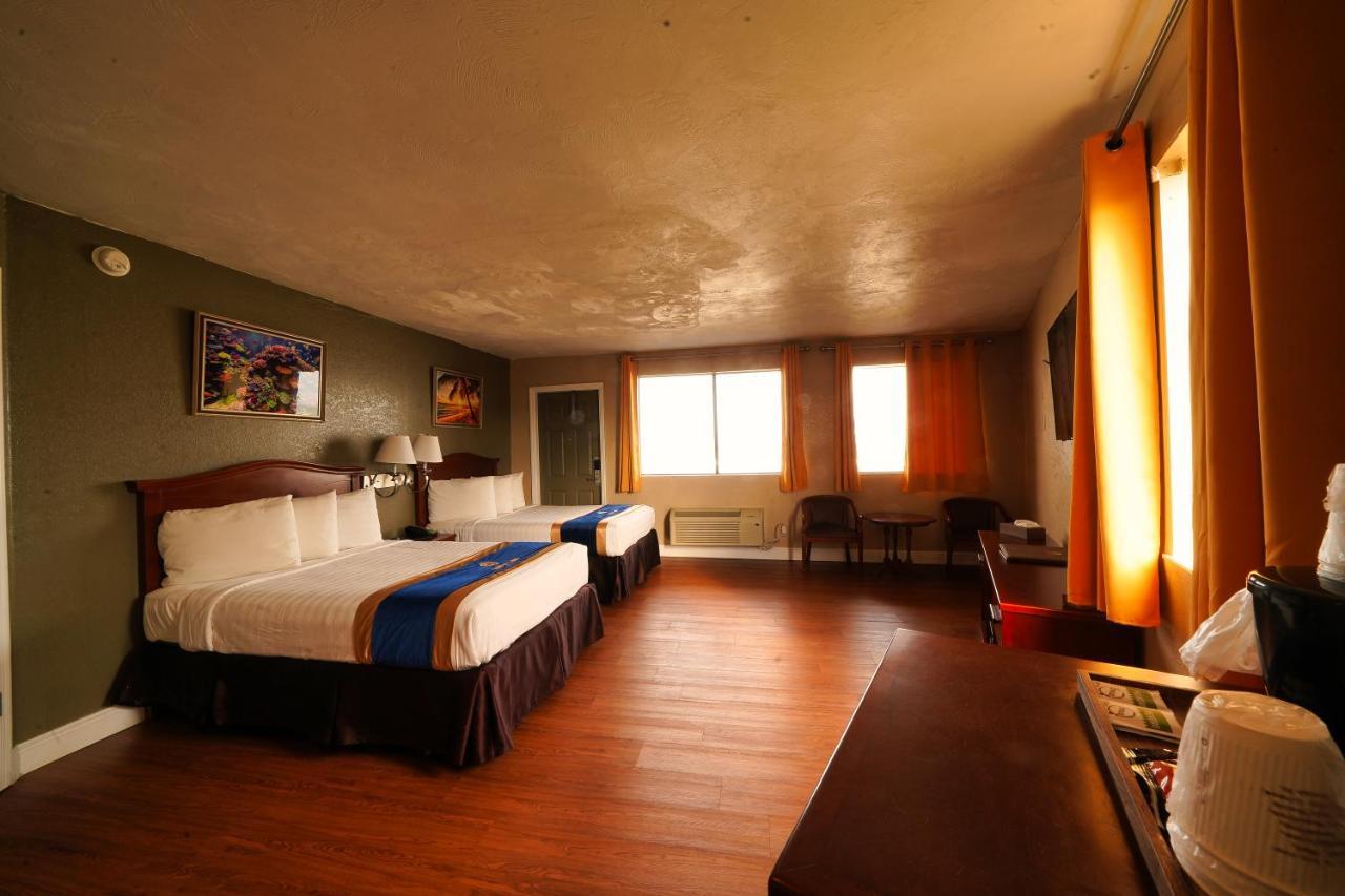 Sandals Inn Daytona Beach Exterior foto